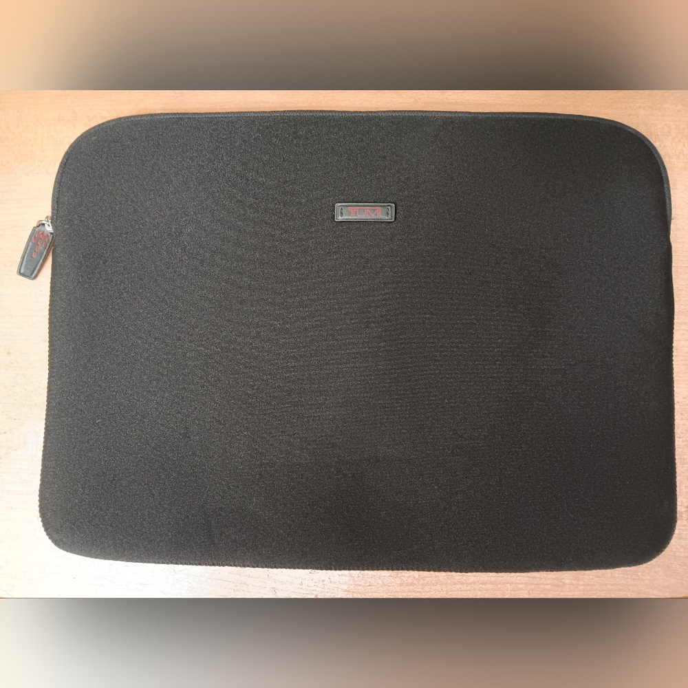 Tumi cover/case